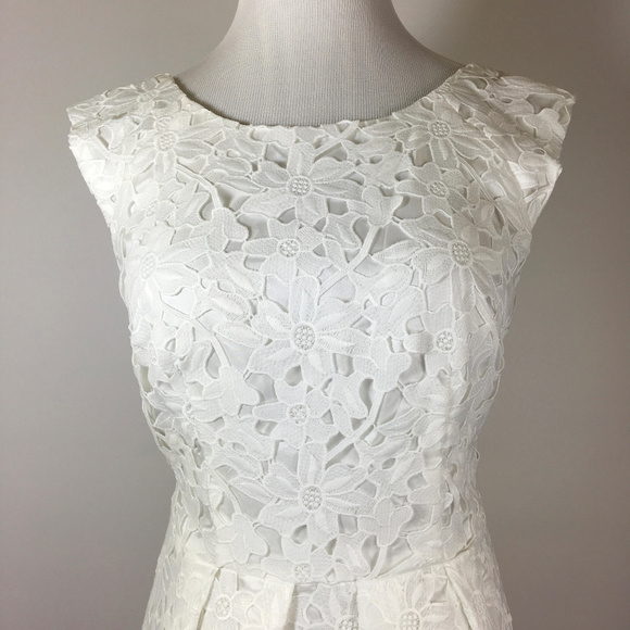 NWOT Modcloth Flirty for Eternity lace dress - Picture 3 of 8